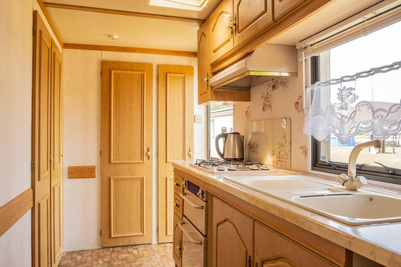Villa "Koziolek Suchodolek" à Brody  Extérieur photo