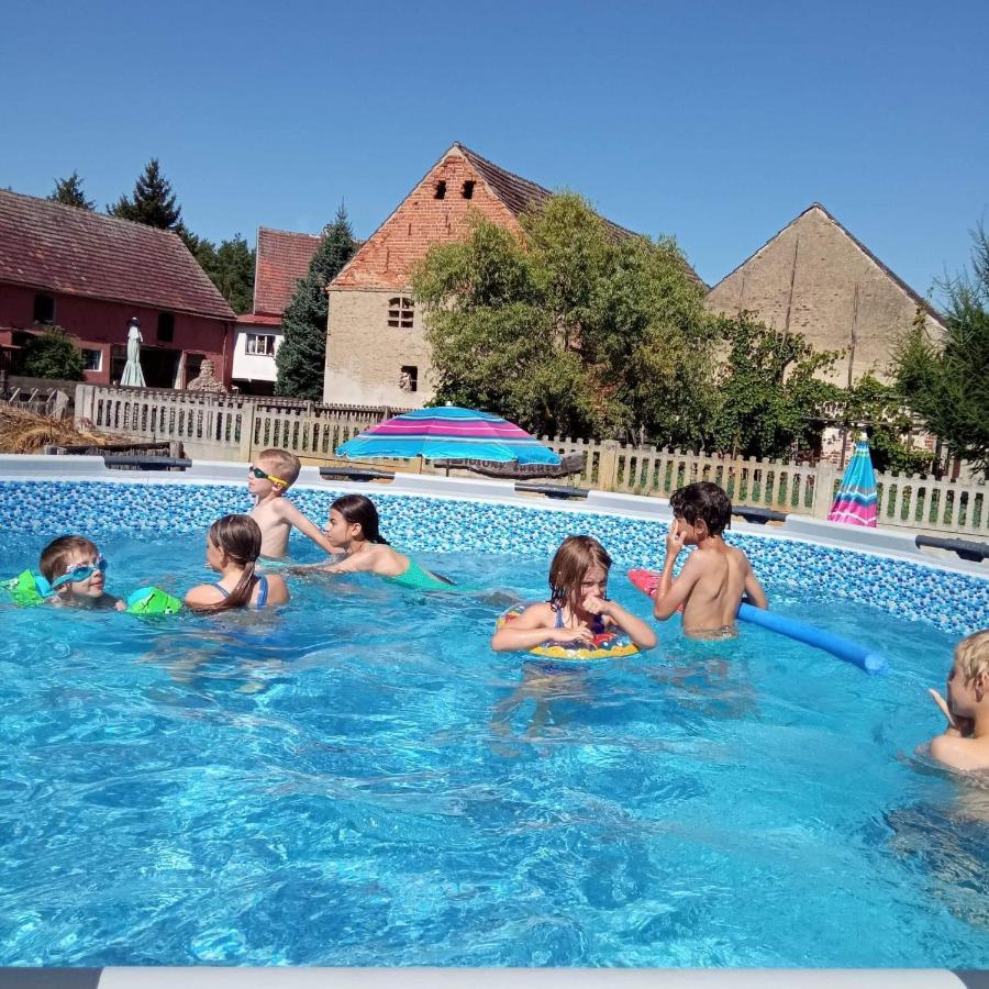 Villa "Koziolek Suchodolek" à Brody  Extérieur photo